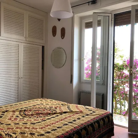 Casa Vista Mare Apartment Levanto